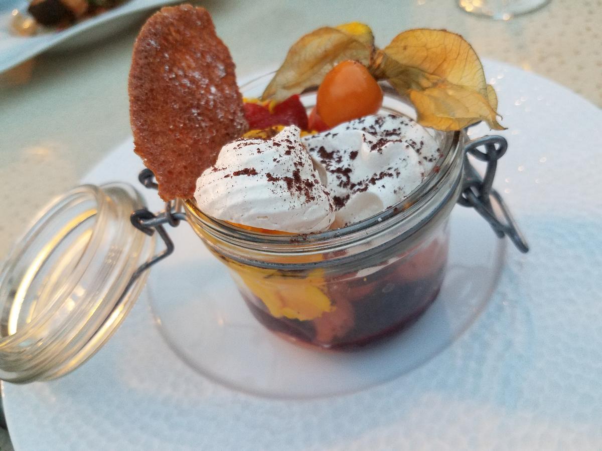Le Clos De Pradines Hotel